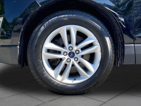 Used 2017 Ford Edge SEL w/ Equipment Group 201A AWD/4WD image 11