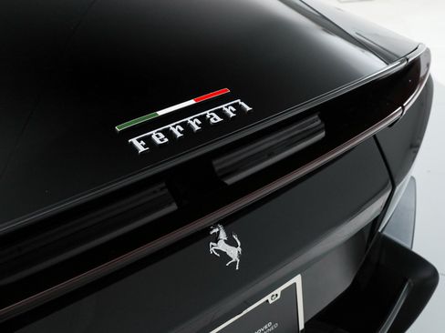 Used 2025 Ferrari 12Cilindri RWD image 40