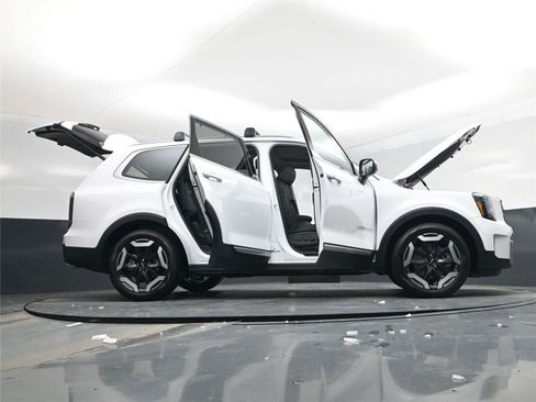 New 2025 Kia Telluride EX image 23