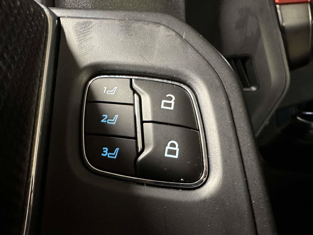 Used 2026 Ford F150 Raptor AWD/4WD image 18