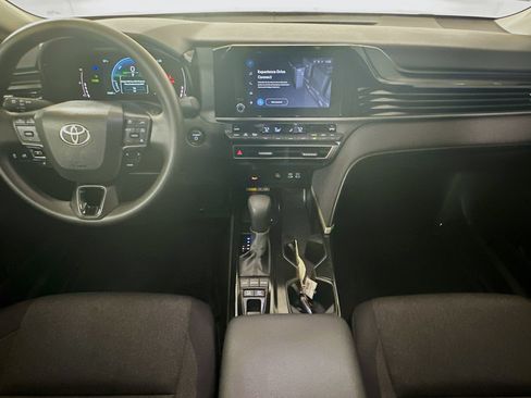 Certified 2025 Toyota Camry LE FWD image 27