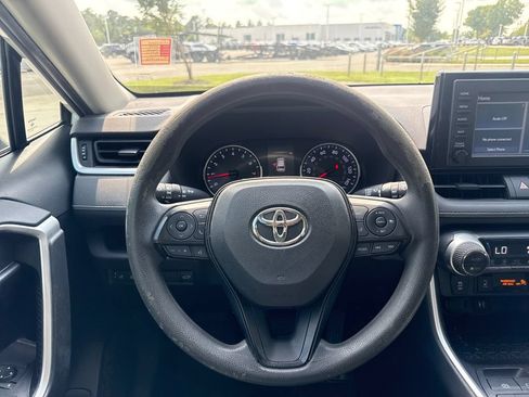 Used 2019 Toyota RAV4 XLE w/ Convenience Package FWD image 19