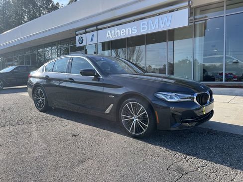 Certified 2023 BMW 530e xDrive 530e iPerformance w/ Premium Package image 2