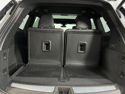 Used 2024 Cadillac XT6 Luxury w/ LPO, Floor Liner Package image 30