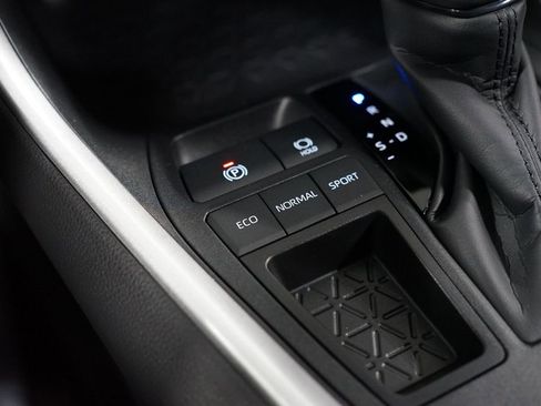 New 2025 Toyota RAV4 LE image 22