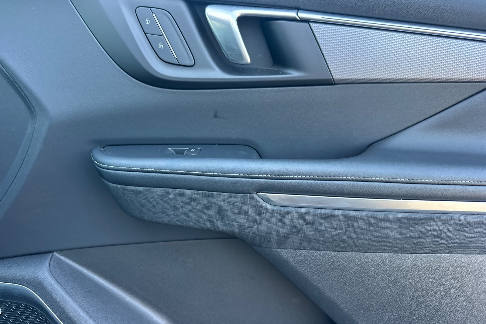Used 2026 Buick Enclave Sport Touring FWD image 21