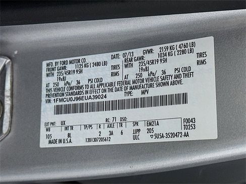 Used 2014 Ford Escape Titanium w/ Equipment Group 401A image 32