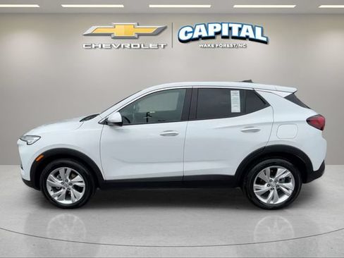 Used 2025 Buick Encore GX Preferred FWD image 2