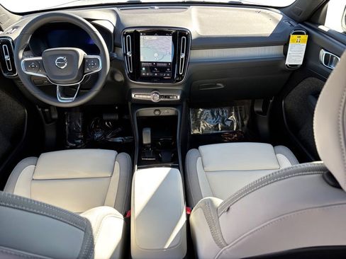 New 2026 Volvo EX40 Plus w/ Climate Package image 7