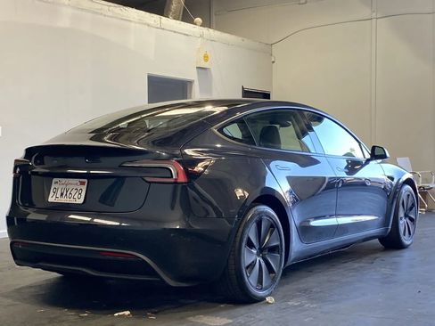 Used 2024 Tesla Model 3 image 4