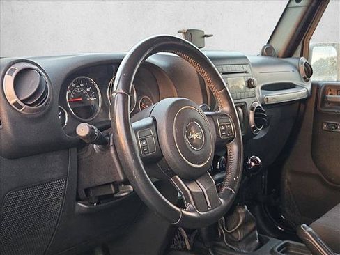 Used 2012 Jeep Wrangler Sport AWD/4WD image 9