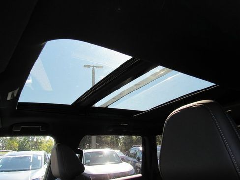 New 2026 Nissan Armada Platinum image 15