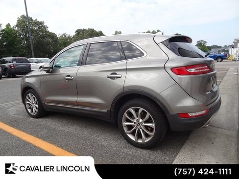 Used 2017 Lincoln MKC Select w/ Select Plus Package FWD image 7