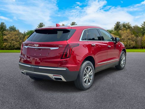 Certified 2023 Cadillac XT5 Premium Luxury w/ Technology Package AWD/4WD image 5