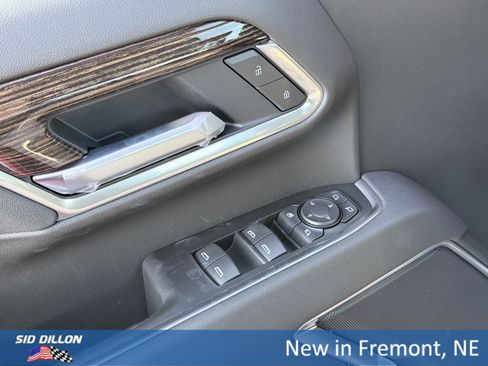 New 2026 GMC Sierra 3500 SLE w/ Preferred Package image 14