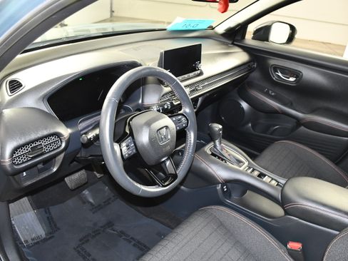 Certified 2024 Honda HR-V Sport image 2