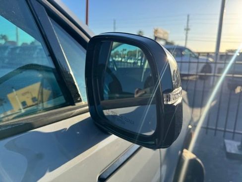 Used 2022 Kia Sorento SX image 7