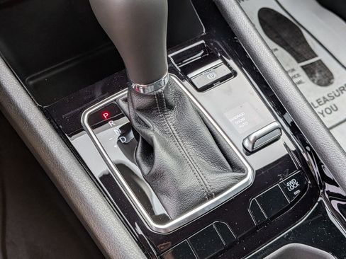 New 2026 Jeep Compass Latitude image 21