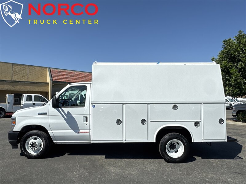 Used 2023 Ford E-350 and Econoline 350 Super Duty w/ Power Windows & Locks Group RWD image 5