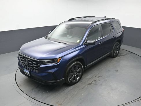 Used 2023 Honda Pilot Sport image 36