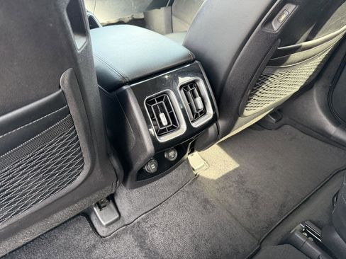 Used 2022 Kia Sorento SX AWD/4WD image 22