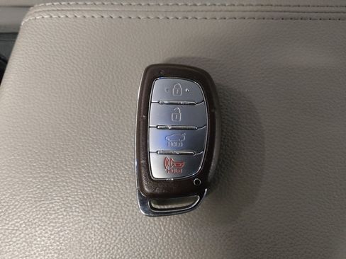 Used 2017 Hyundai Sonata Plug-in Hybrid image 32