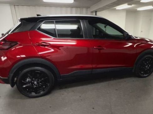 Used 2023 Nissan Kicks SV FWD image 9