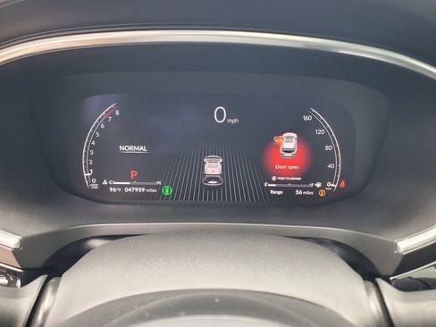 Certified 2024 Acura MDX w/ Technology Package FWD image 27