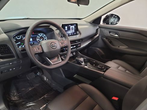 New 2026 Nissan Rogue SV image 22