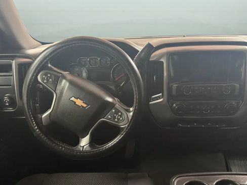 Used 2018 Chevrolet Silverado 1500 LT w/ All Star Edition RWD image 10