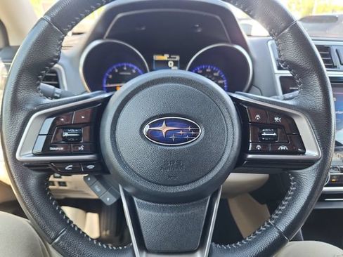 Used 2019 Subaru Outback 2.5i Limited AWD/4WD image 9