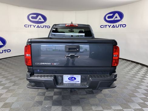 Used 2017 Chevrolet Colorado W/T w/ Custom Special Edition RWD image 4
