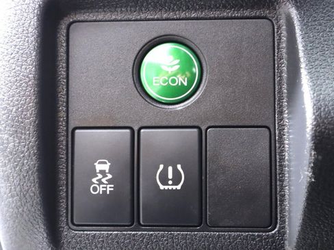 Used 2019 Honda HR-V Sport image 10