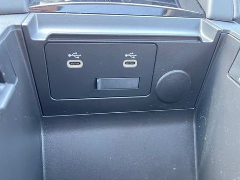 Used 2025 MAZDA MAZDA3 s w/ Black Accent Package FWD image 29