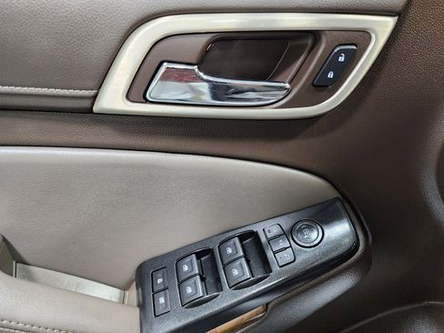 Used 2020 GMC Yukon XL Denali w/ Denali Ultimate Package image 18