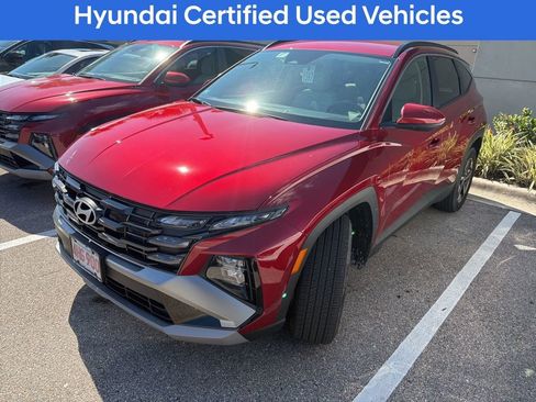 Certified 2025 Hyundai Tucson SEL image 3