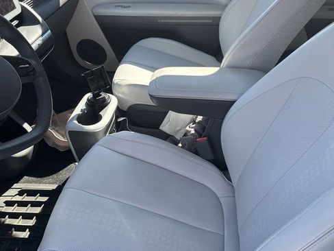 Certified 2022 Hyundai Ioniq 5 Limited image 2