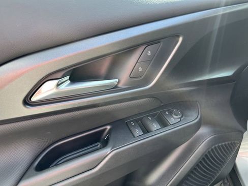 New 2026 Chevrolet Equinox EV LT w/ Comfort Package image 16