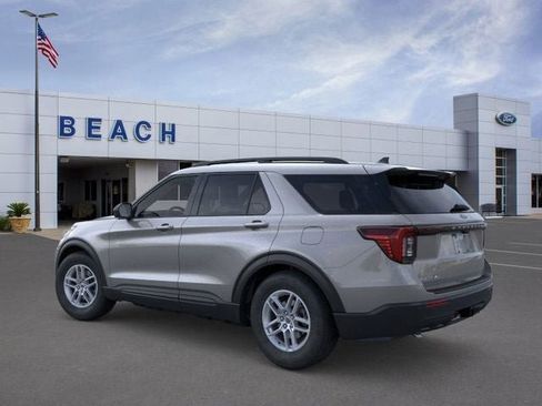 New 2026 Ford Explorer Active image 5
