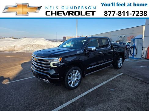 New 2026 Chevrolet Silverado 1500 High Country AWD/4WD image 3