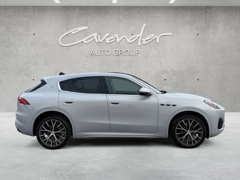 Used 2023 Maserati Grecale GT image 17