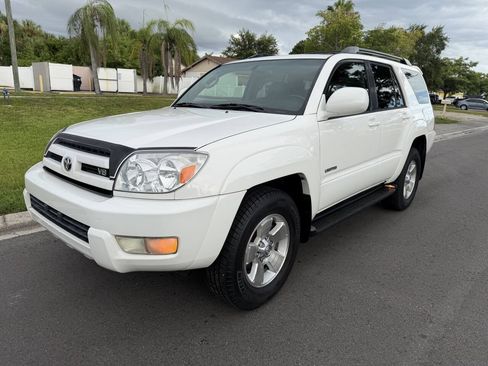 Used 2005 Toyota 4Runner Limited RWD image 2