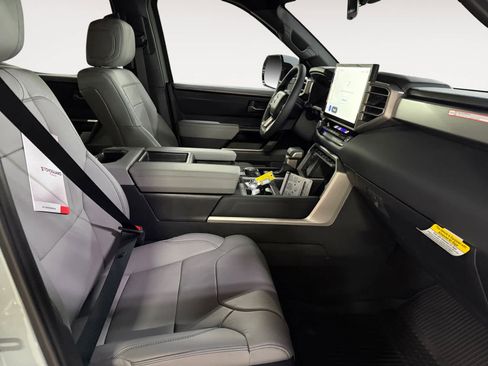 New 2026 Toyota Tundra Limited AWD/4WD image 19