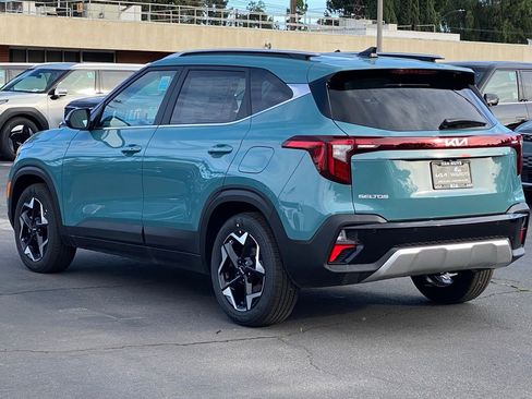 New 2026 Kia Seltos EX FWD image 6