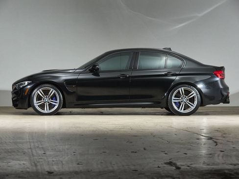 Used 2018 BMW M3 RWD image 8