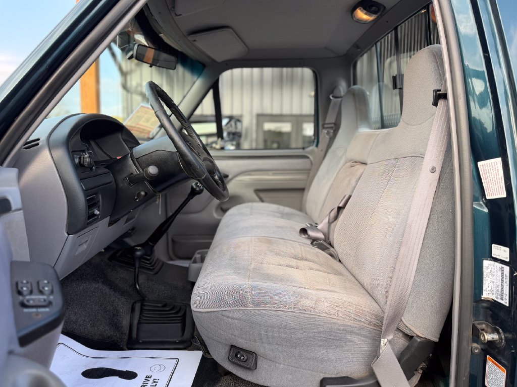 Used 1997 Ford F350 4x4 Regular Cab image 8