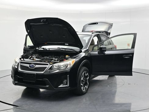 Used 2017 Subaru Crosstrek 2.0i Limited AWD/4WD image 55