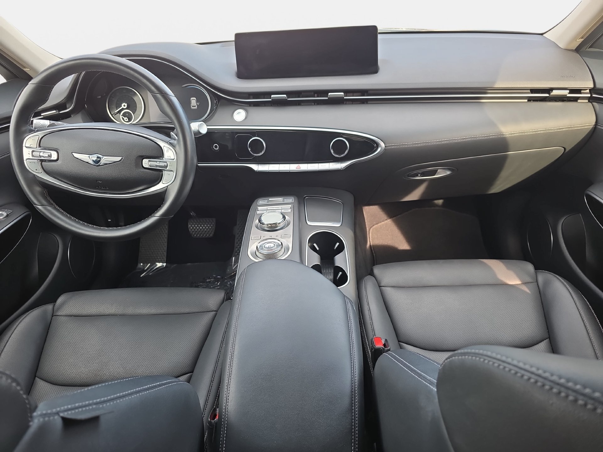 Used 2025 Genesis GV70 2.5T AWD/4WD image 9