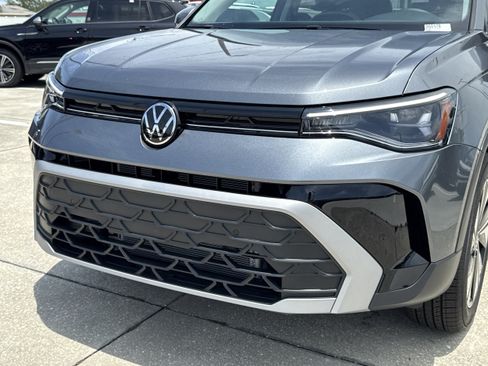 New 2026 Volkswagen Taos SE AWD/4WD image 9
