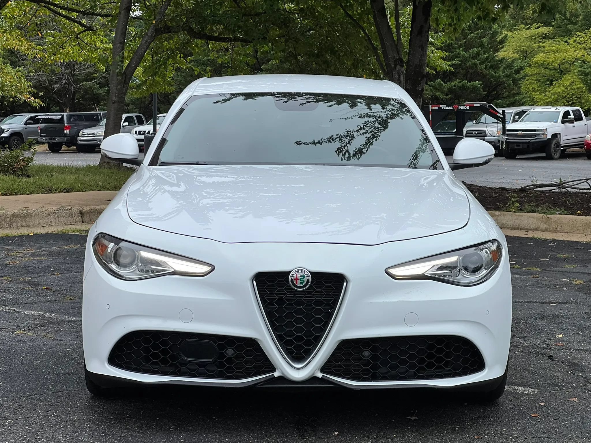 Used 2019 Alfa Romeo Giulia Ti Sport w/ Quick Order Package 22S Sport AWD/4WD image 8
